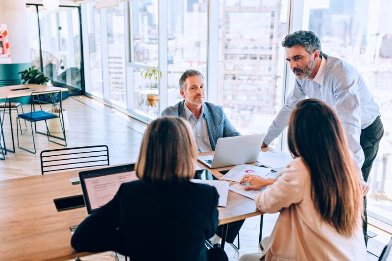 How to Start a Business in the UK: From Idea to Income